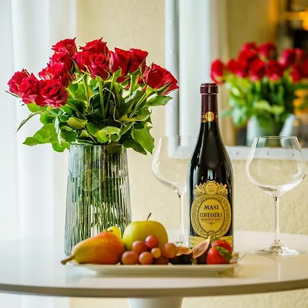 فندق Seeblick Smart Roessli