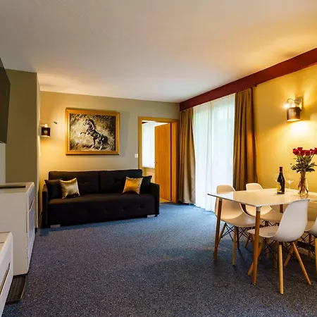 Szálloda Seeblick Smart Rössli