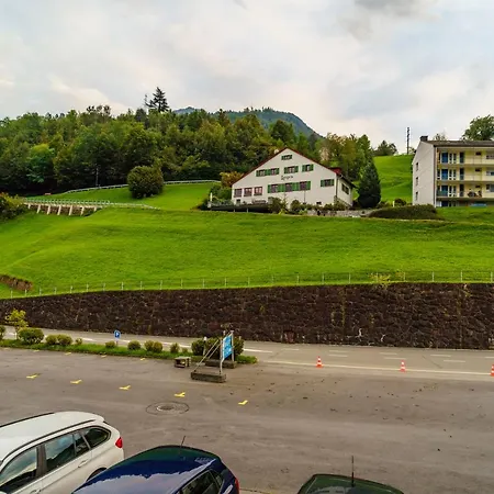 Seeblick Smart Roessli *