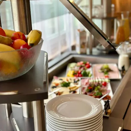 Seeblick Smart Roessli 酒店 穆尔格