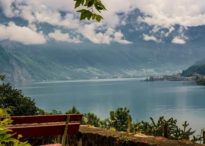 Seeblick Smart Roessli Hotel