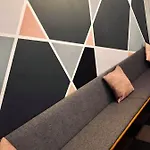 فندق Seeblick Smart Roessli *