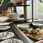 Seeblick Smart Roessli فندق