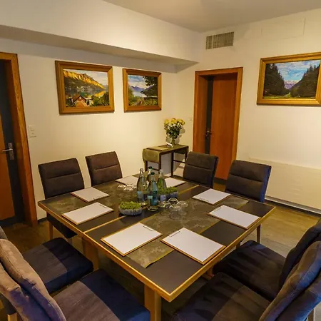 Seeblick Smart Roessli *