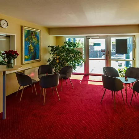 Hotel Seeblick Smart Roessli *