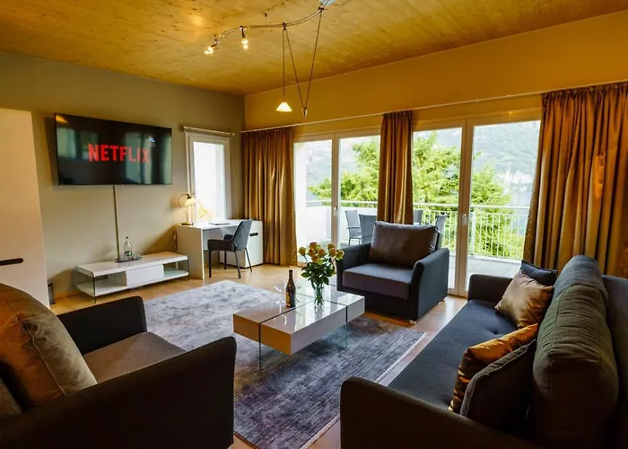 Seeblick Smart Roessli *